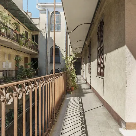 Guesthost - San Lorenzo Modern Flat Апартаменты *