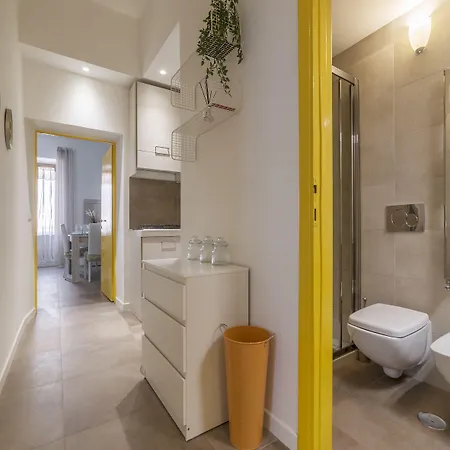 Guesthost - San Lorenzo Modern Flat Рим