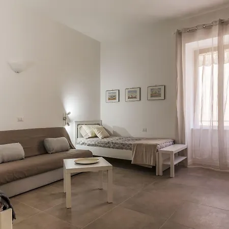 Lejlighed Guesthost - San Lorenzo Modern Flat Rom