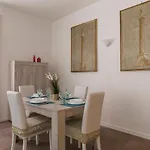 Apartman Guesthost - San Lorenzo Modern Flat Róma