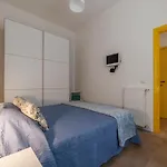 Guesthost - San Lorenzo Modern Flat *