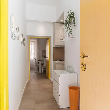 Guesthost - San Lorenzo Modern Flat *