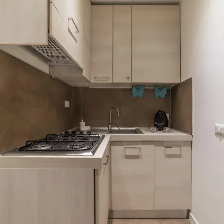 Guesthost - San Lorenzo Modern Flat Lägenhet *