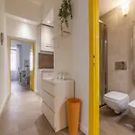 Guesthost - San Lorenzo Modern Flat *