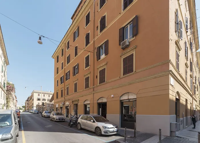 Guesthost - San Lorenzo Modern Flat *